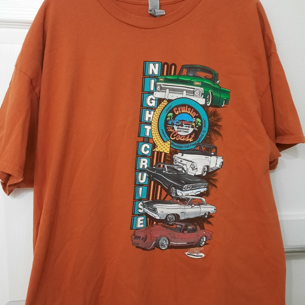Cruisin' The Coast 2022 Night Cruise Car Show T-Shirt Orange Graphic Tee 2XL
